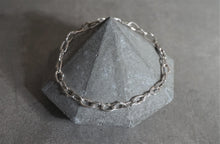 Load image into Gallery viewer, Carina Bracelet