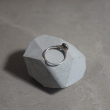 Load image into Gallery viewer, Gabrielle Ring with Rutilated Quartz
