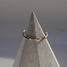 Load image into Gallery viewer, Taylor Ring - 9ct Yellow Gold
